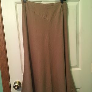Requirements Maxi Skirt